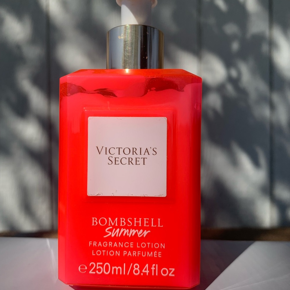 Victoria’s Secret Bombshell Summer  Lotions- 250ml/8.4 fl oz